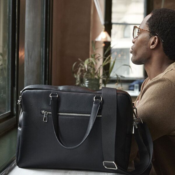 Tailored luxe PU briefcase Thumbnail